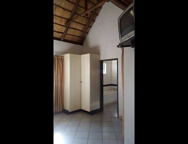 1 BEDROOM BUNGALOW TO LET IN WILLOW ACRES